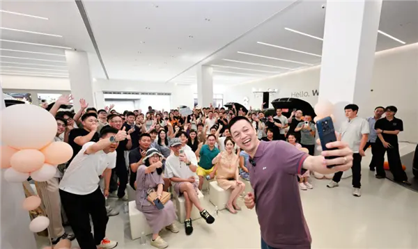 理想i8光速降价了！还有机会扳回一城吗